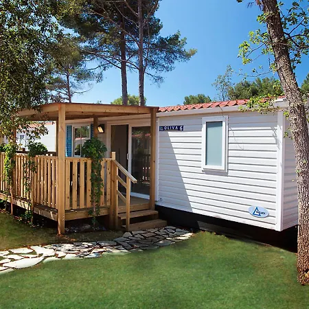 Casa de Férias Holiday Camping Lanterna.3