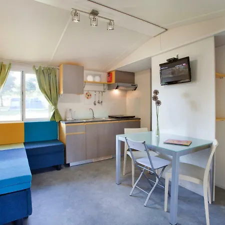 Holiday Camping Lanterna.3 Dom wakacyjny